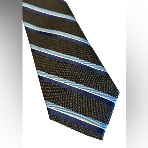 Haggar Men’s Striped Polyester Tie Gray & Blue | 57” | Excellent Condition - Picture 5 of 6
